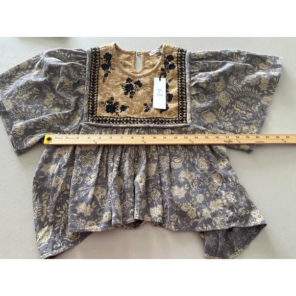 Unsubscribed Blouse Womens Size 2 Smocked Peplum Floral Boho Short Sleeve Casual - Picture 10 of 12